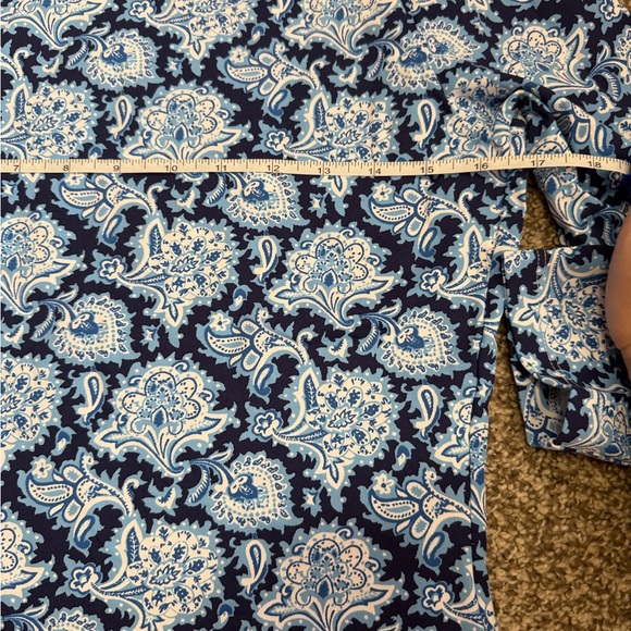 J. McLaughlin Navy and Cream Floral Long Sleeve Top - Picture 4 of 7